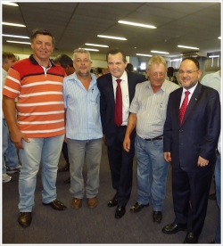 Vereadores participam da entrega de Ônibus escolares para o município de Gaúcha do Norte