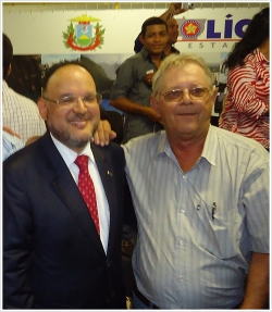 Vereadores participam da entrega de Ônibus escolares para o município de Gaúcha do Norte