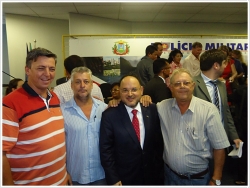 Vereadores participam da entrega de Ônibus escolares para o município de Gaúcha do Norte