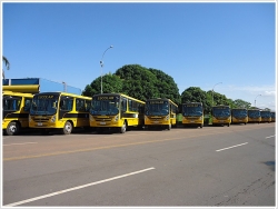 Vereadores participam da entrega de Ônibus escolares para o município de Gaúcha do Norte