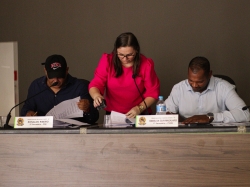Câmara Municipal realiza 15ª Sessão Ordinária e aprova três projetos em regime de urgência